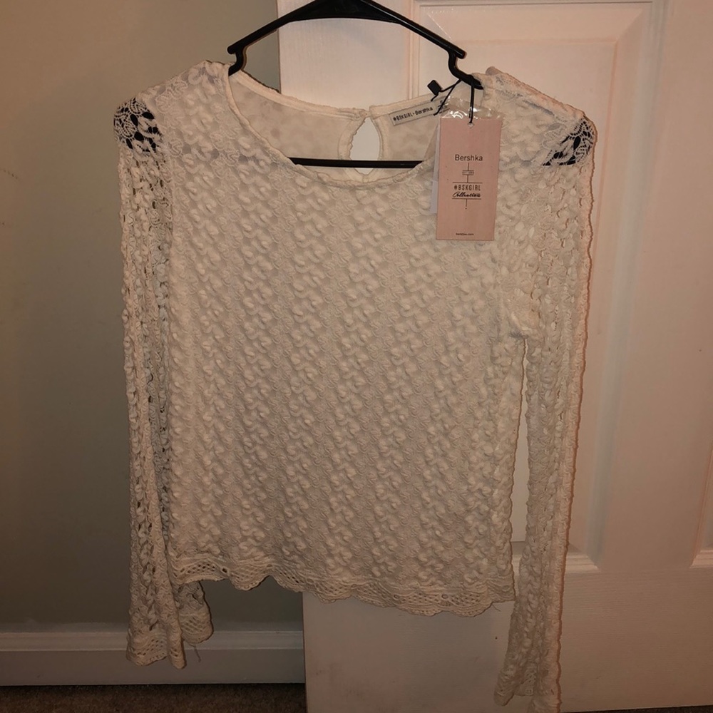 White Laced long sleeve/bell sleeve